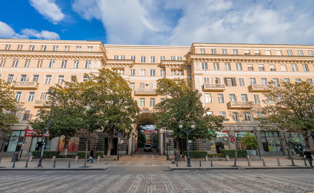 Luxury Apartments On Central Avenue Tbilisi Eksteriør bilde